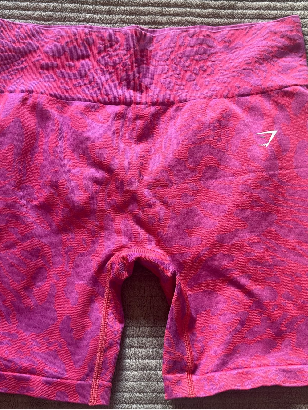 Gymshark Shorts - Picture 1 of 3